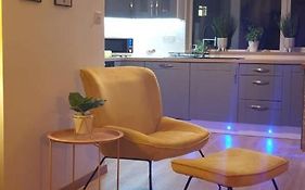 Cosy Stylish 2 Bed House